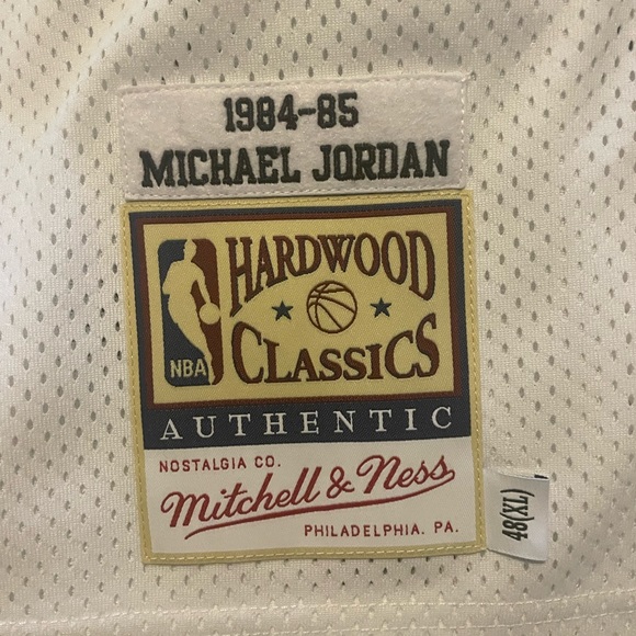 Michael Jordan Mitchel and Ness Hardwood Classic #23 Game Jersey Size XL (48) - Picture 3 of 7